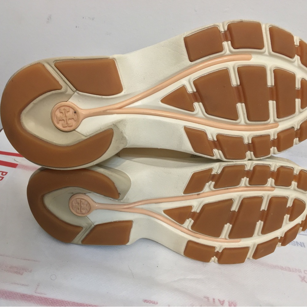 Tory Burch Monogram Good Luck Lightweight Women's Cream Fashion Sneakers Size6.5 - Picture 7 of 13